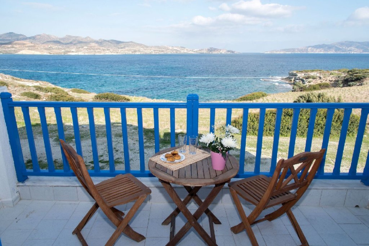 Polyegos View - Pollonia (Milos)