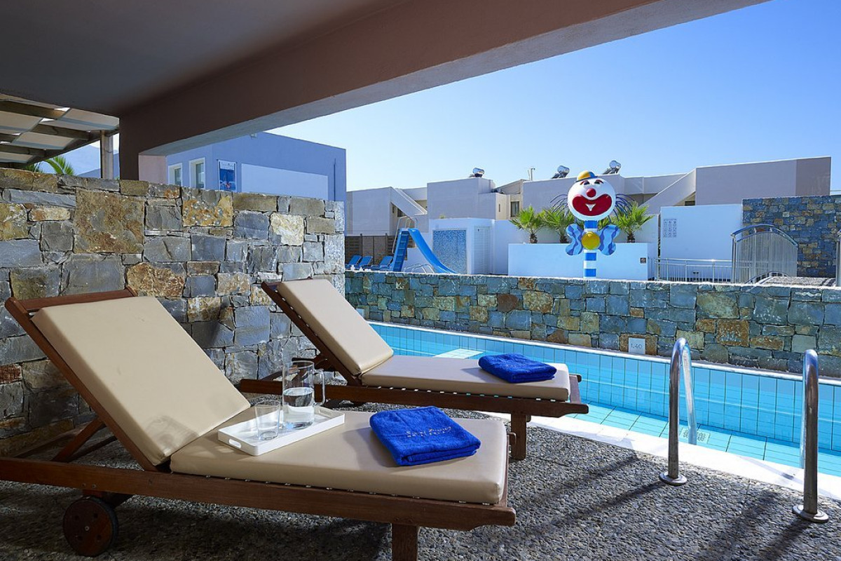 Sissi Bay Hotel