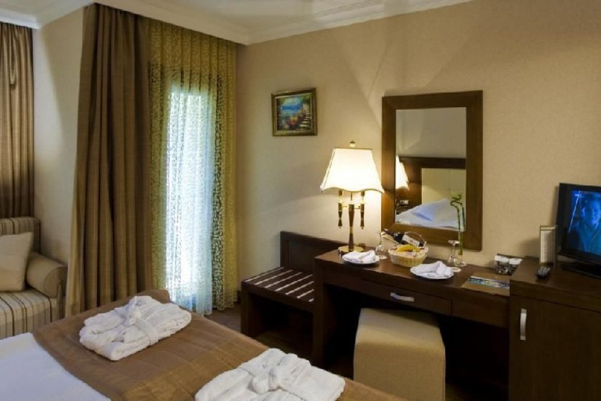LATANYA PARK RESORT