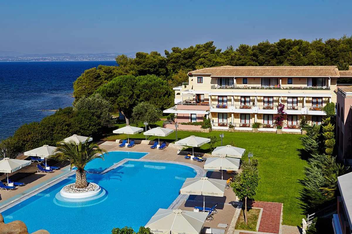 Negroponte Resort