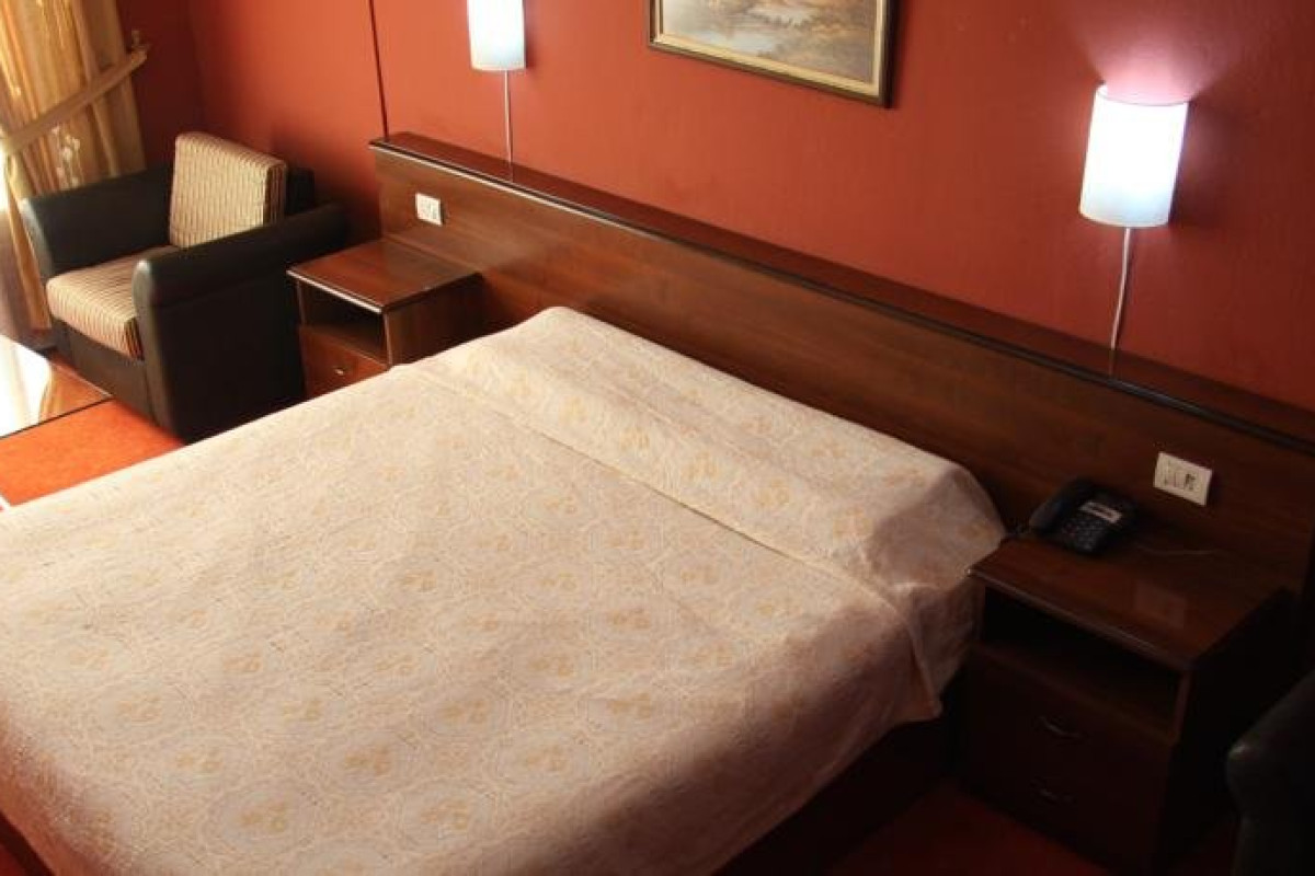 Vivas Hotel (Durres)