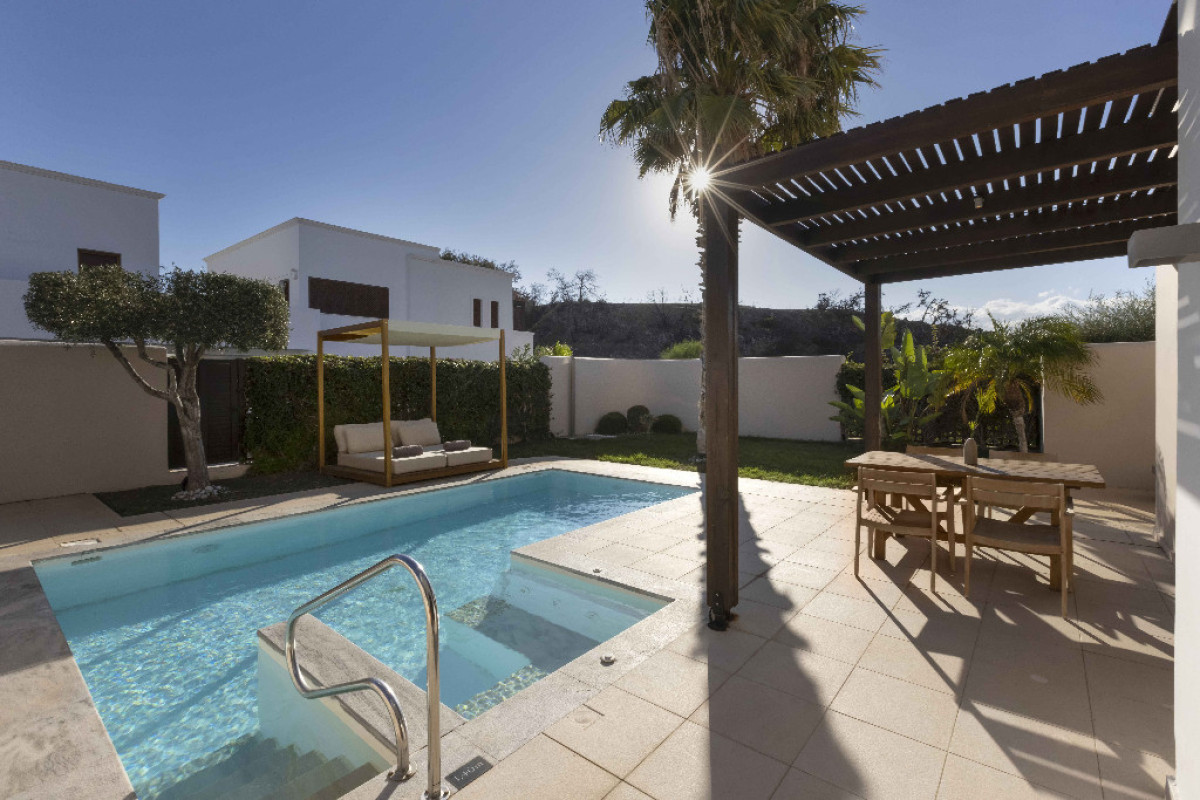 Aulus Lindos Rhodes, Curio Collection By Hilton