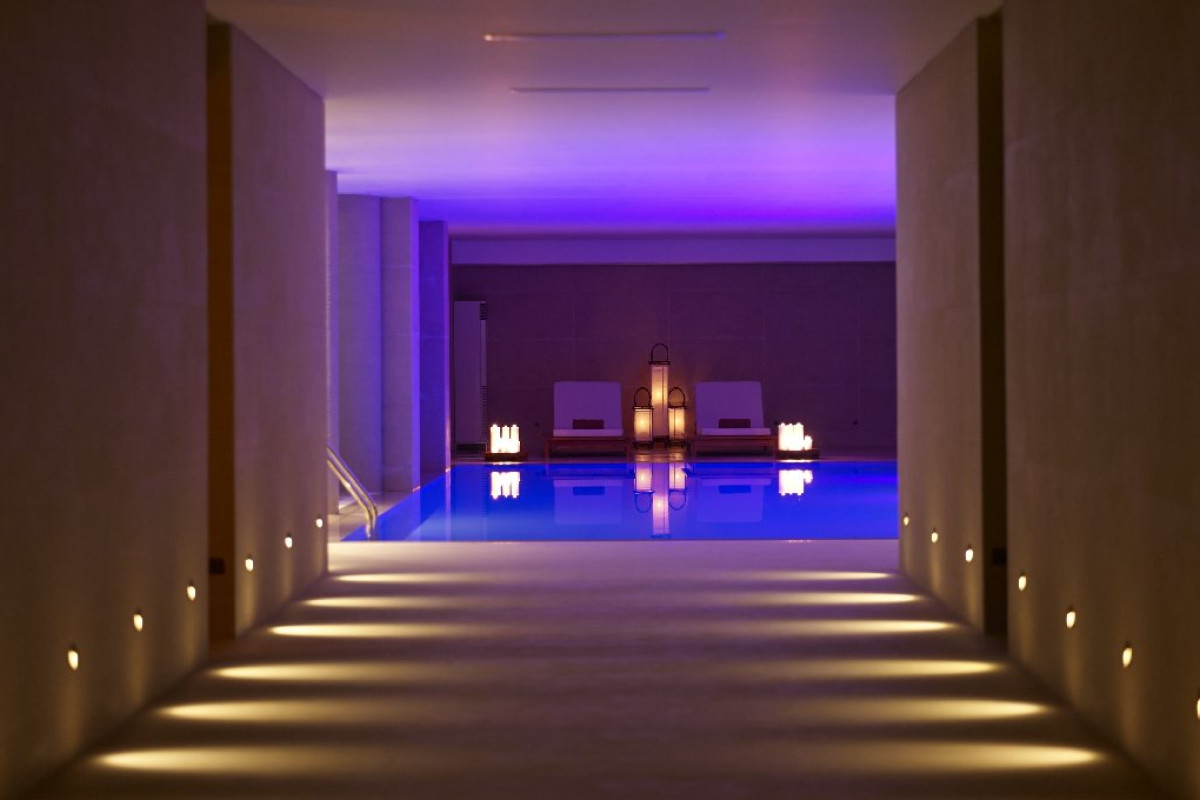 The Ixian All Suites - Adults Only 16+