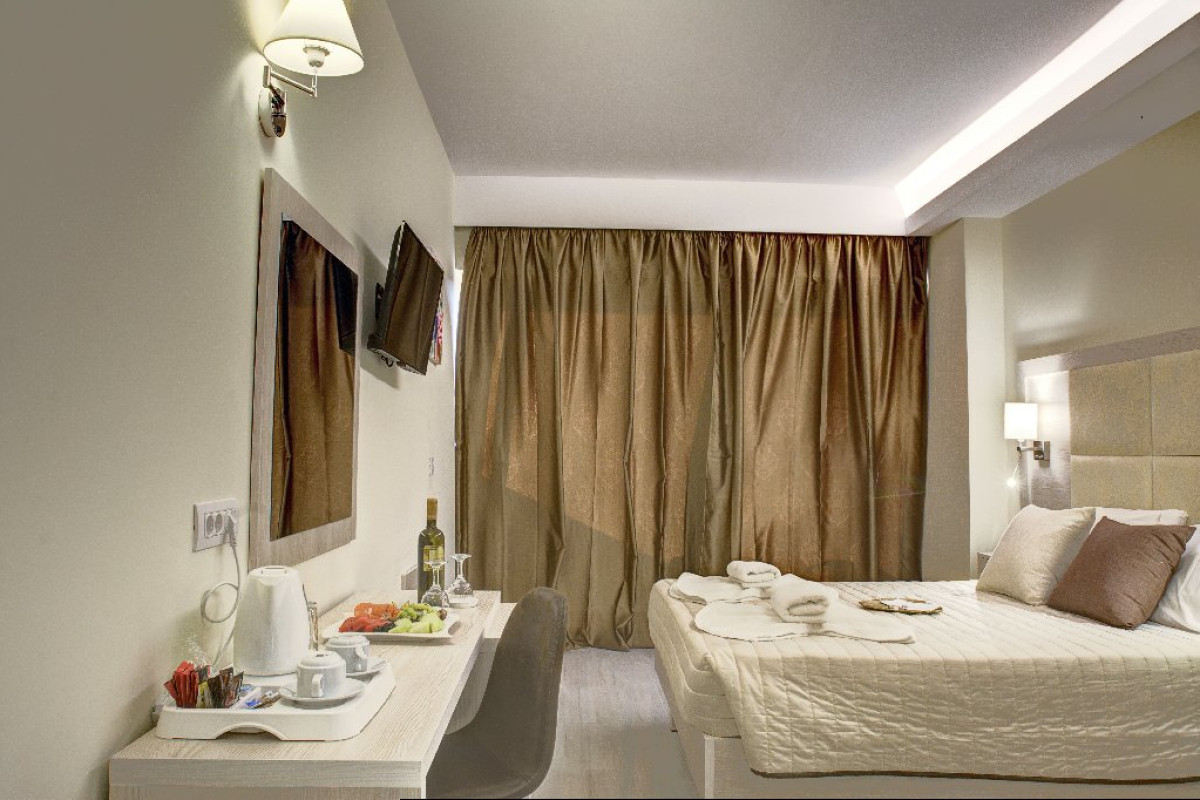 PORTO DEMO BOUTIQUE (Adults Only 16+) (Ag. Georgios) (C)