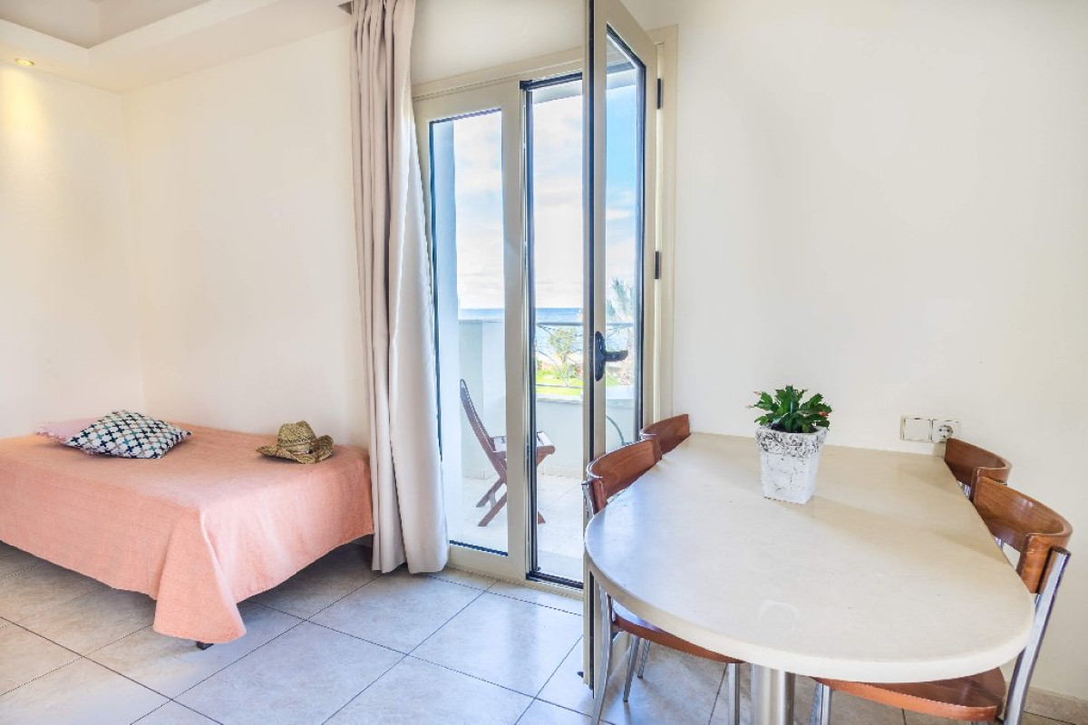Pela Sofia Apartments (Crete Altino)