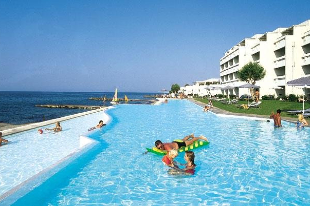 Grecotel Lux Me White Palace