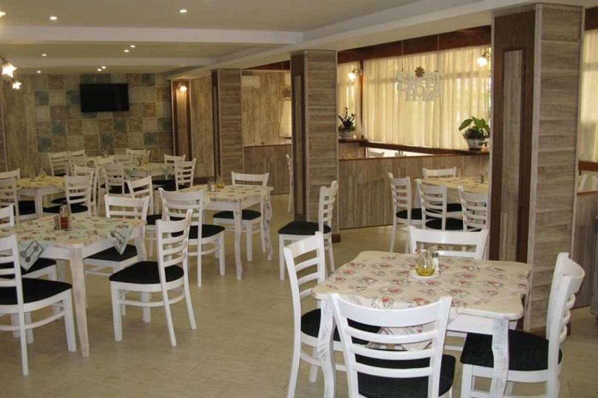 ESTREYA PALACE RESIDENCE