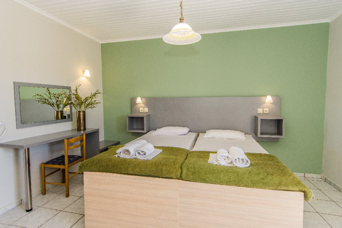 Zante Plaza Hotel and Apartments