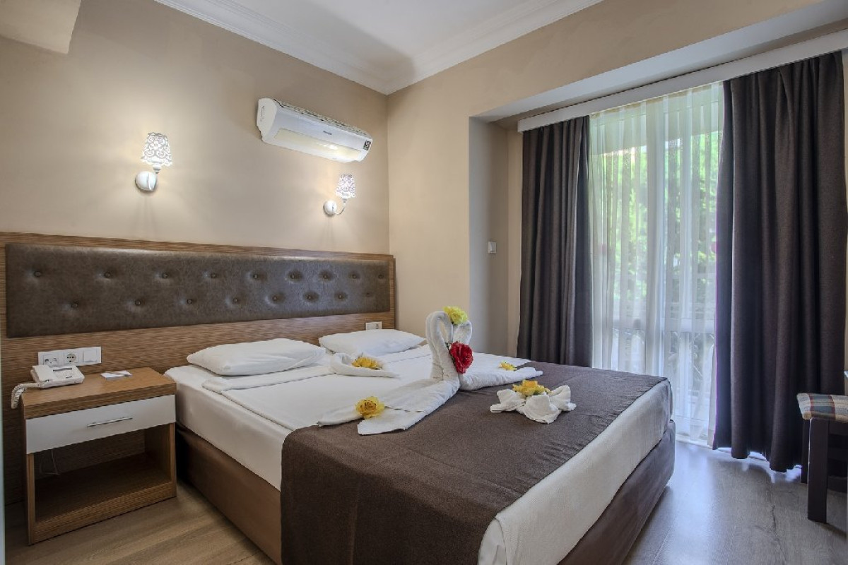 INCEKUM SU HOTEL