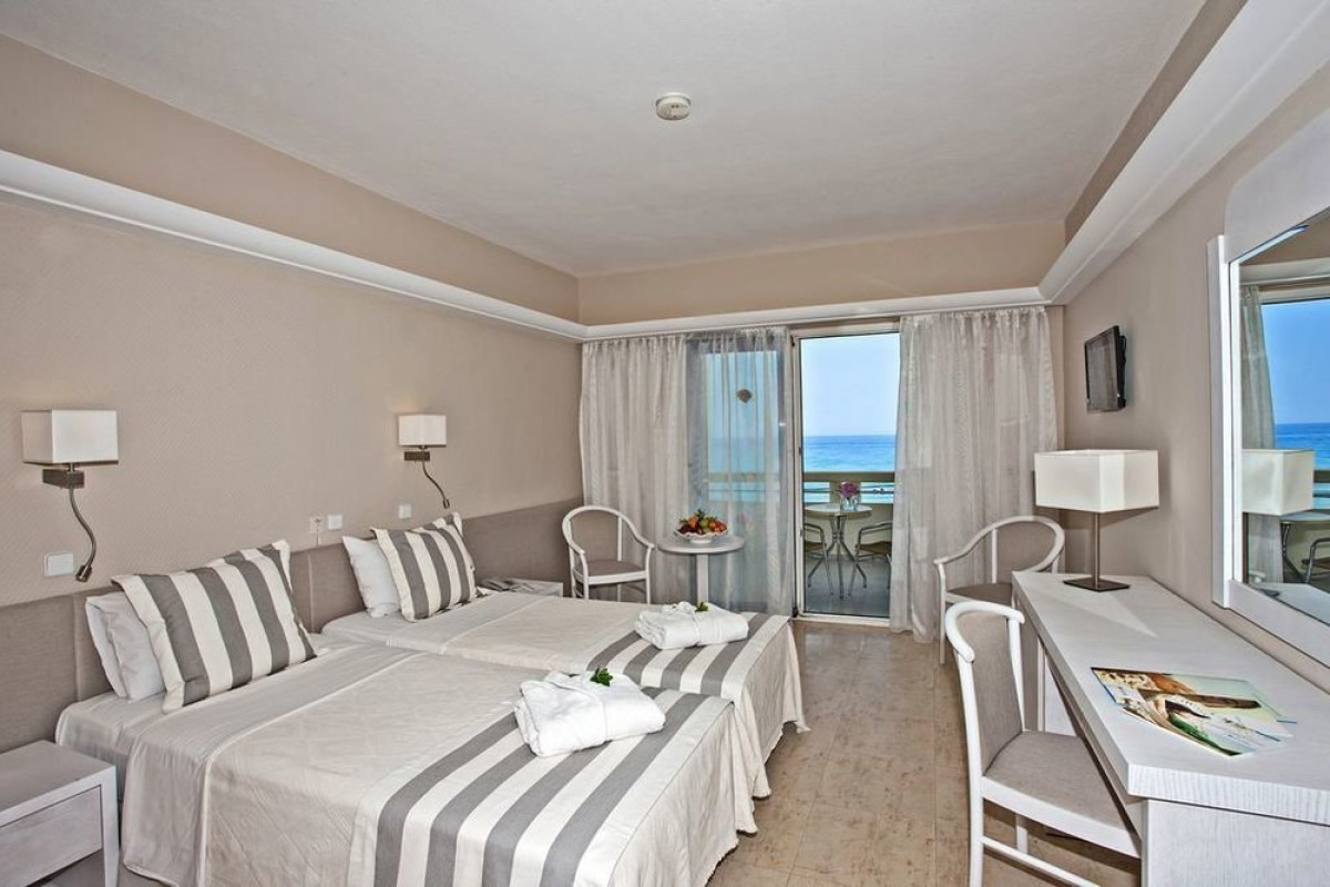Pearl Beach Hotel