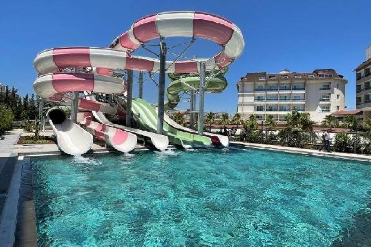 LIU RESORT