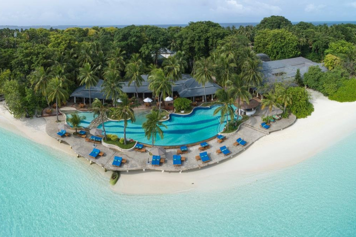 Royal Island Resort and Spa