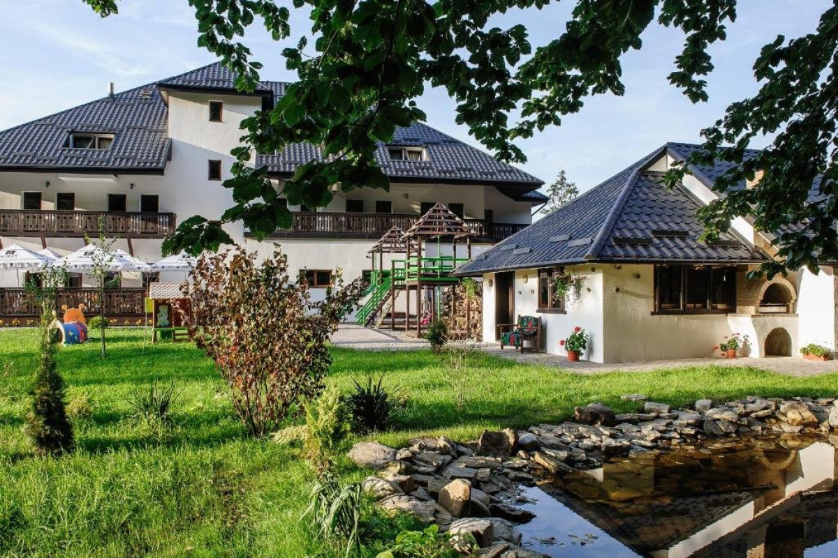 Pensiunea La Conac In Bucovina