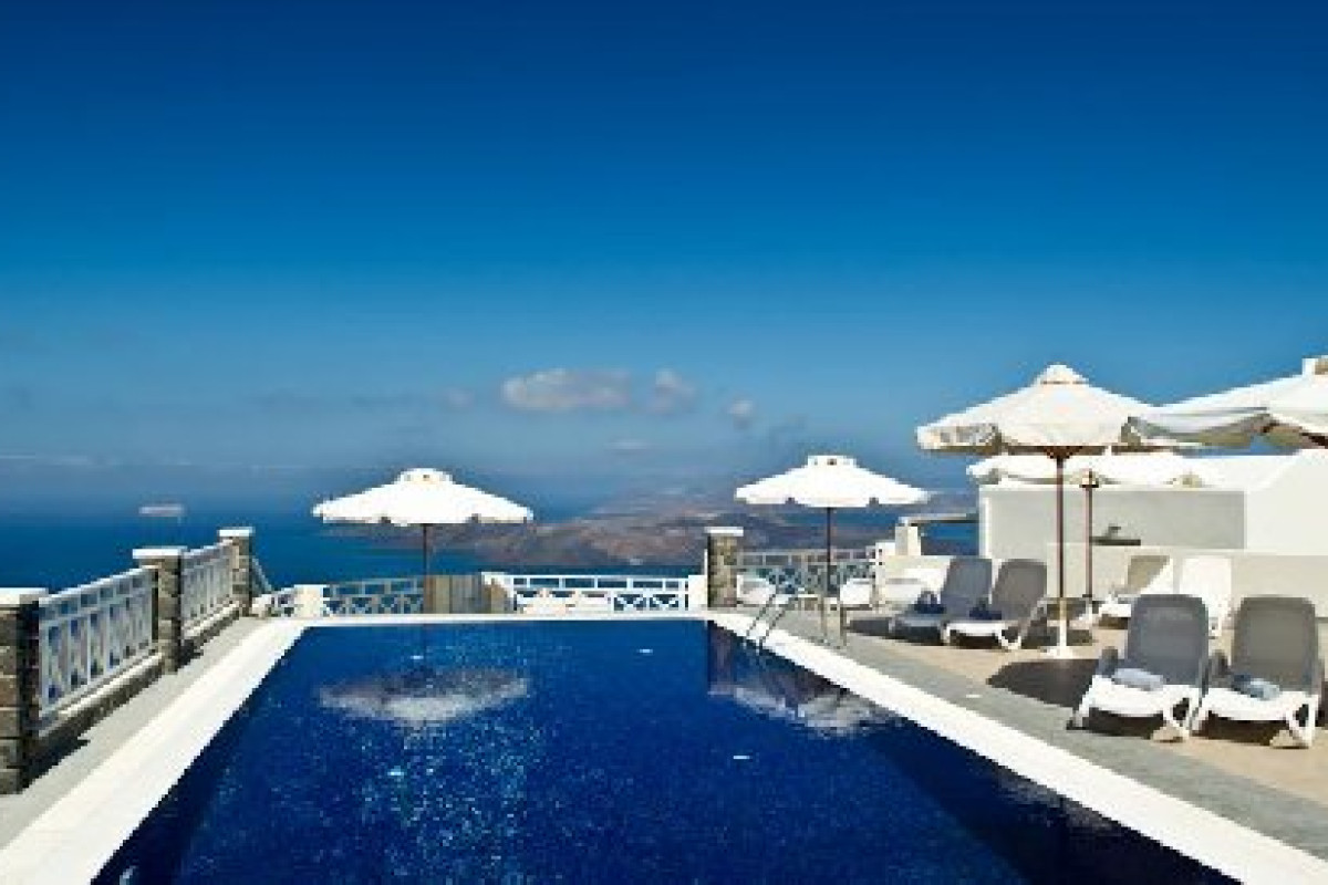 Petit Palace (Agia Irini - Fira - Santorini)