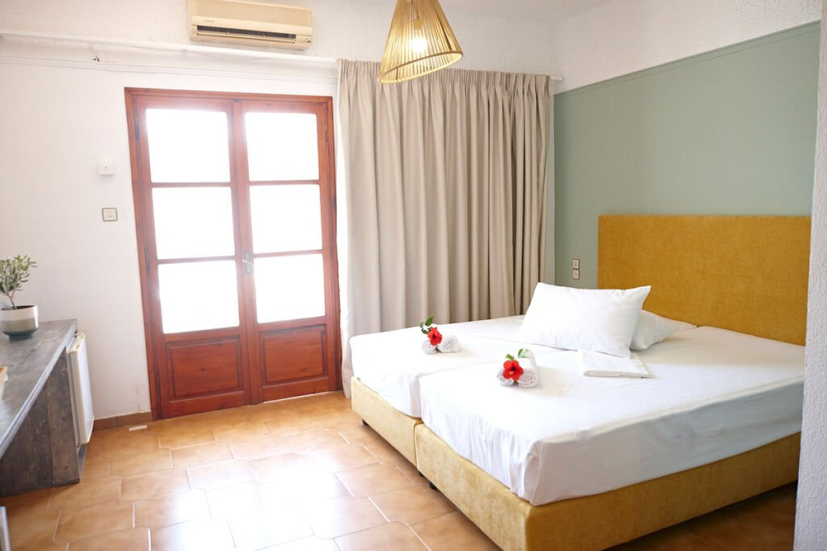 ELEA TERRA HOTEL