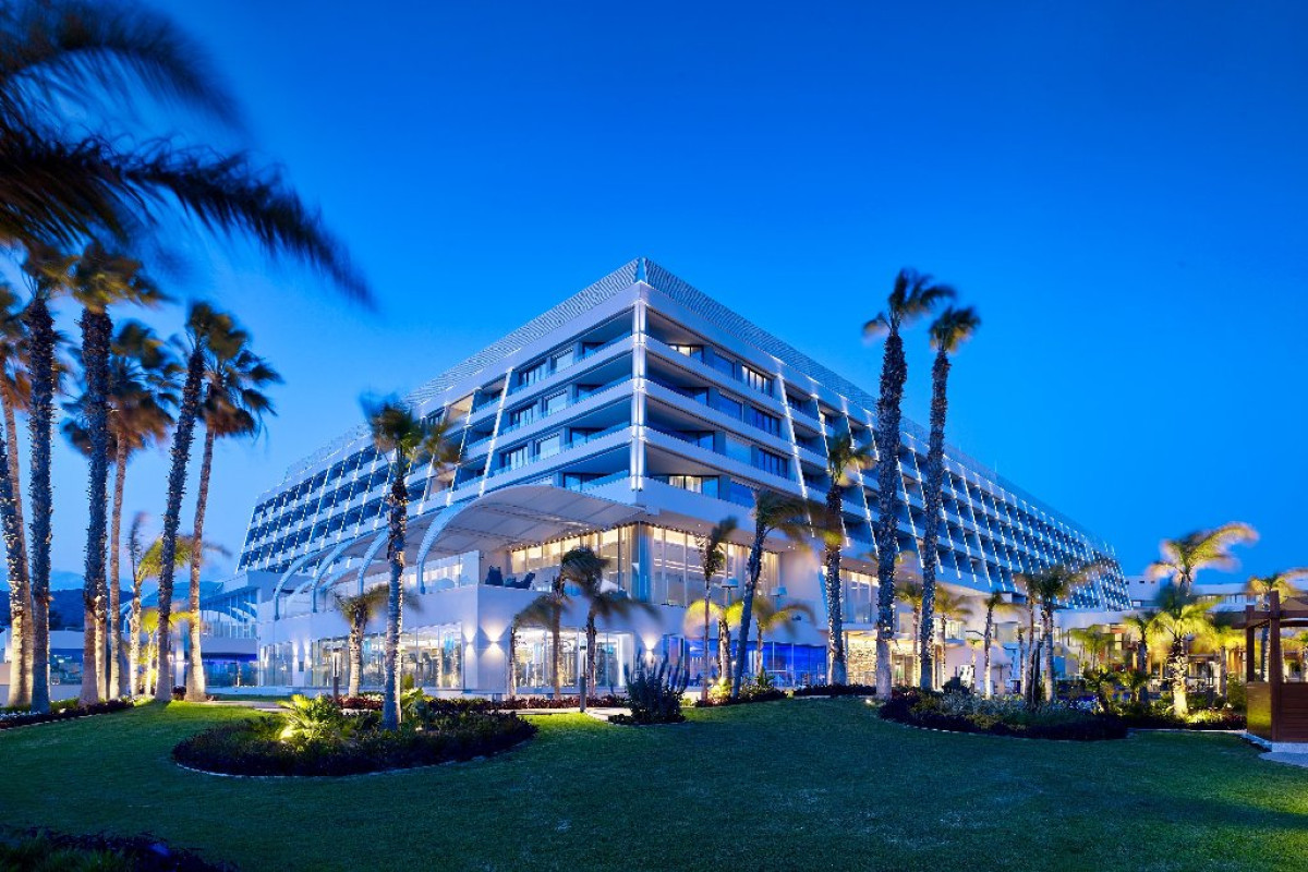 Parklane Resort and Spa