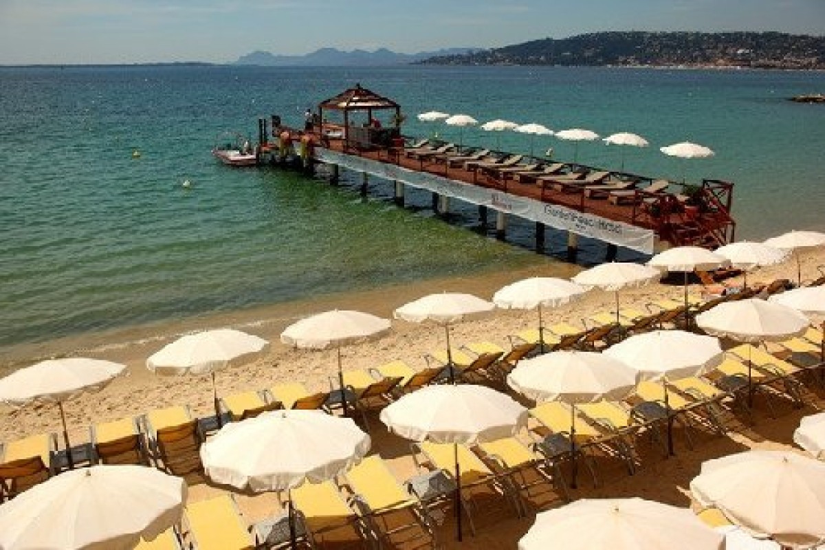 GARDEN BEACH