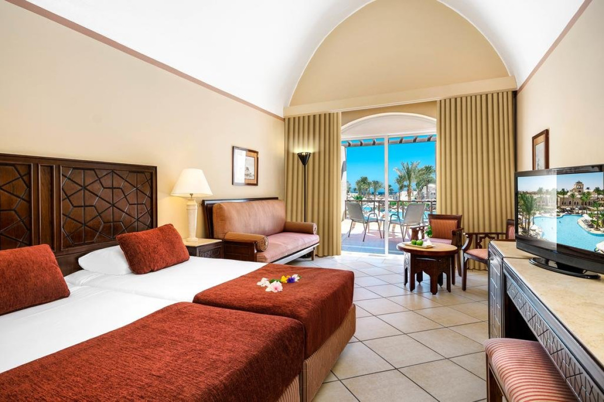 IBEROTEL MAKADI BEACH