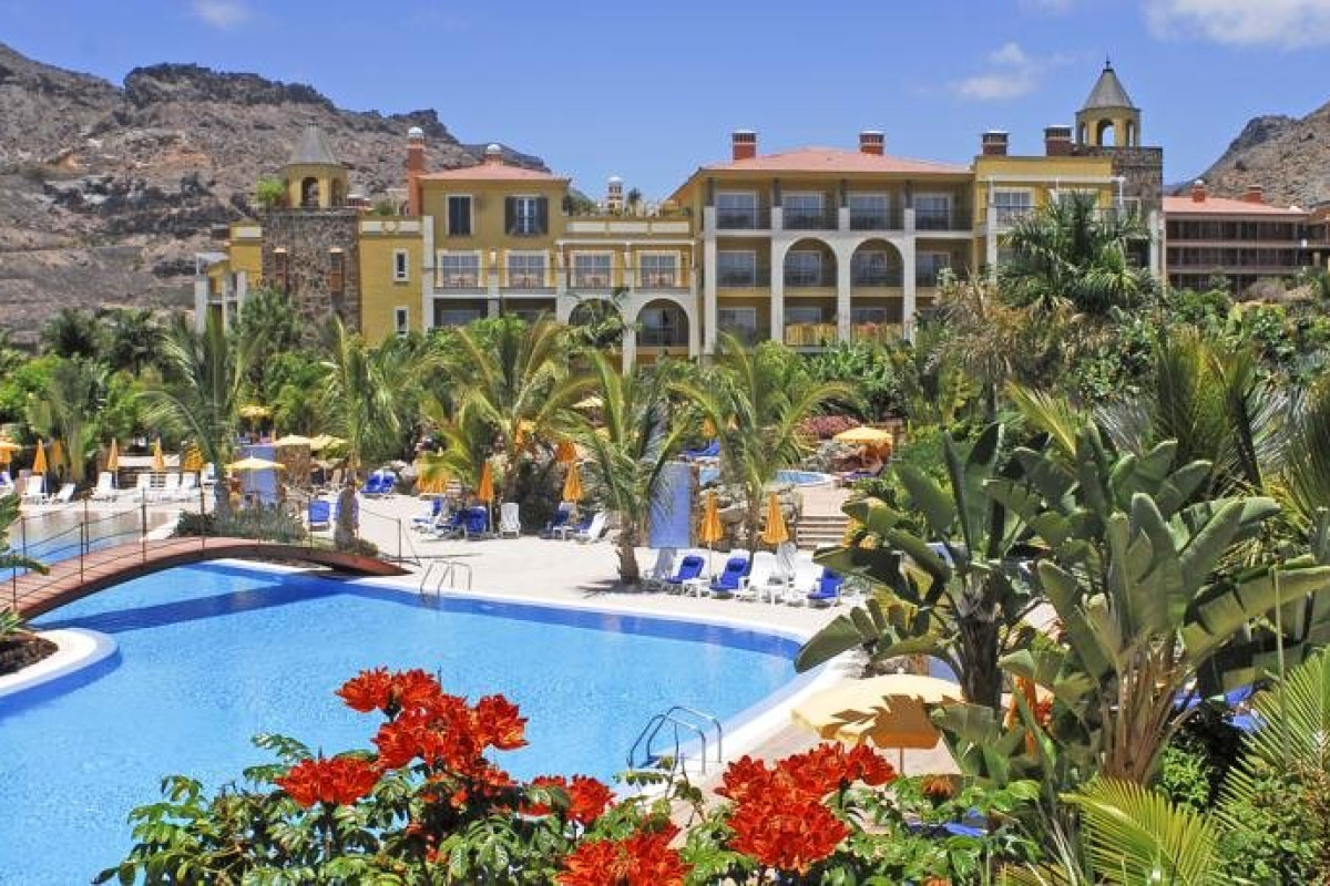 CORDIAL MOGAN PLAYA 4*