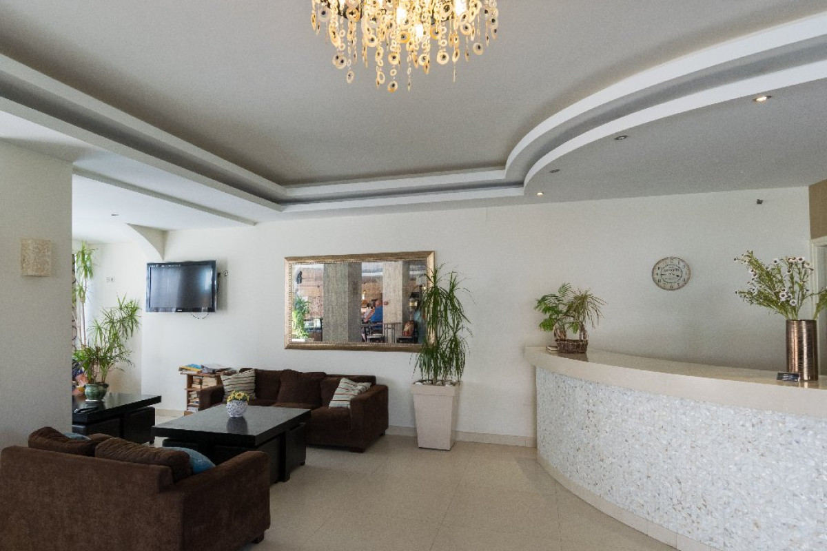 Zante Plaza Hotel and Apartments