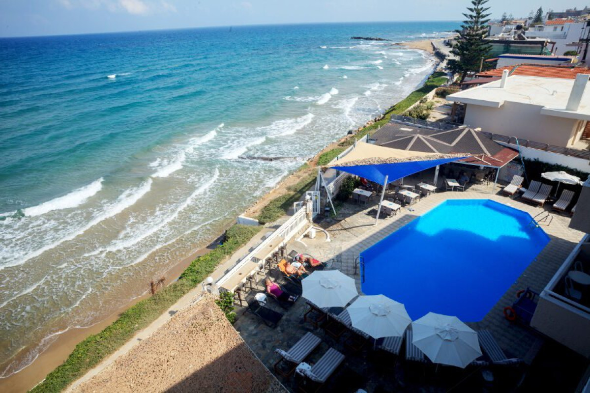 Sunset Beach Hotel (Kokkini Hani)