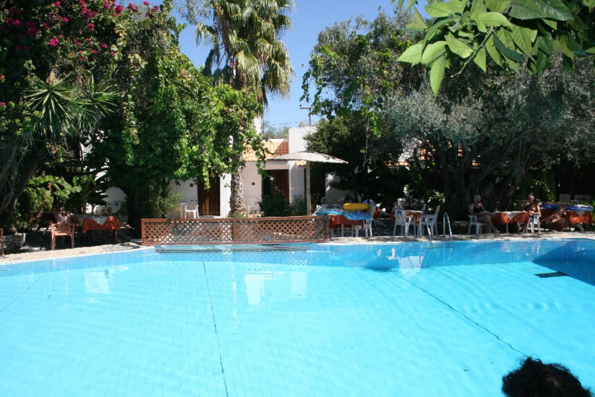 Oasis Hotel Bungalows (Afandou)