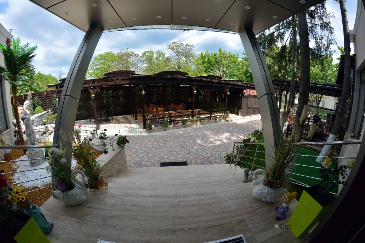 Complex Evia