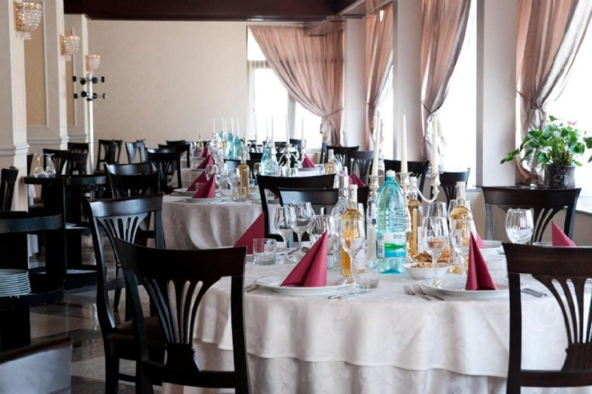 Hotel Rapsodia