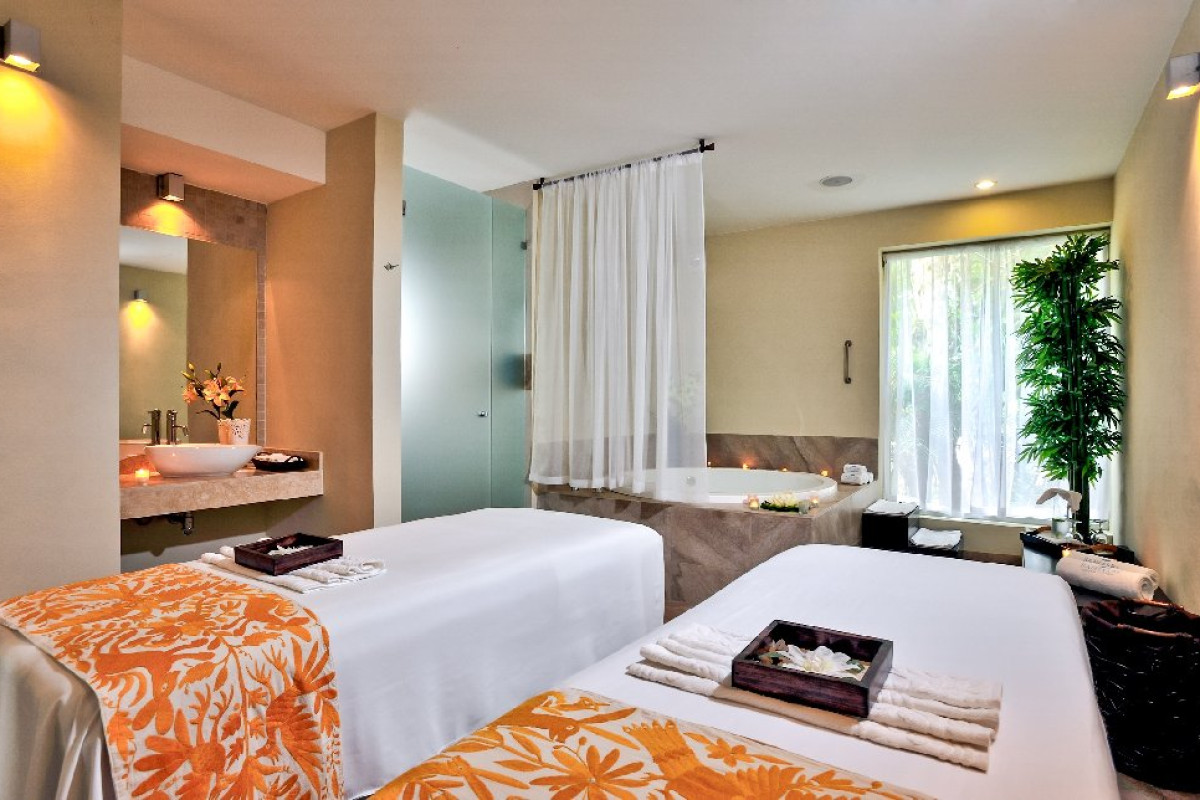 Bahia Principe Grand Tulum