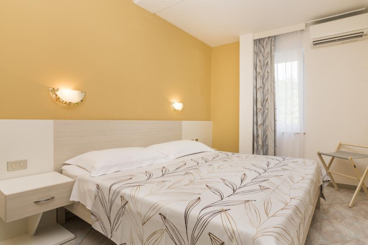 Sol Amfora Apartments (Umag)