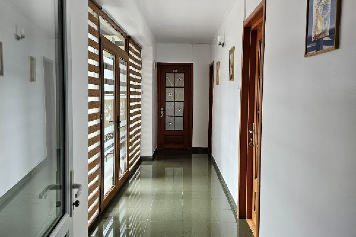 Villa Mugur