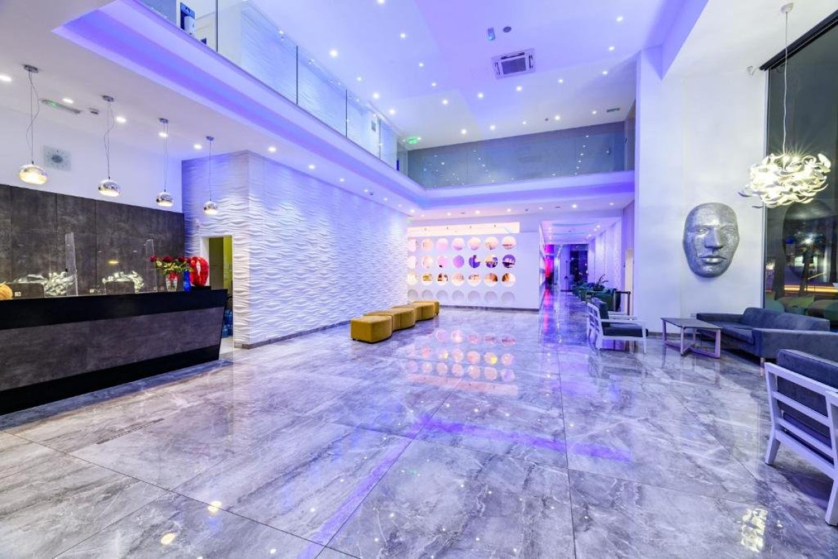 RIVER ROCK HOTEL