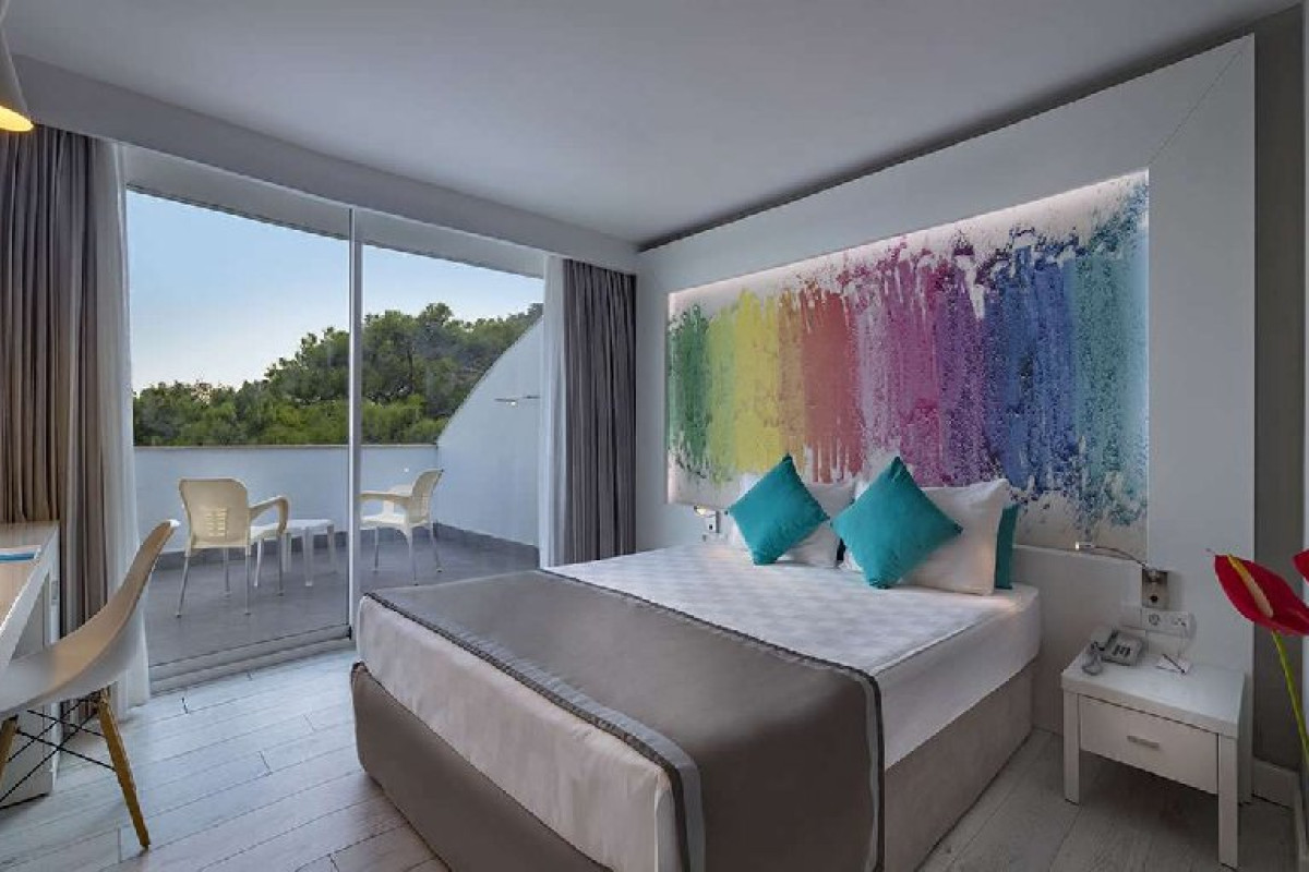 DOSINIA LUXURY RESORT HOTEL