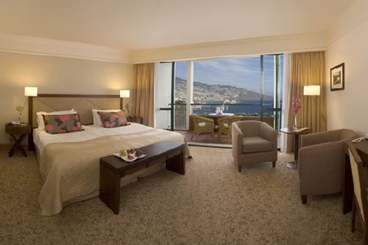 CLIFF BAY