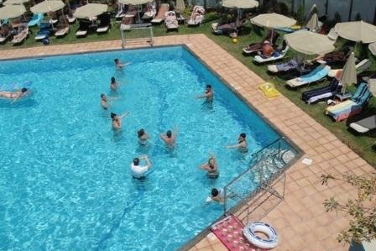 Minos Hotel (K)
