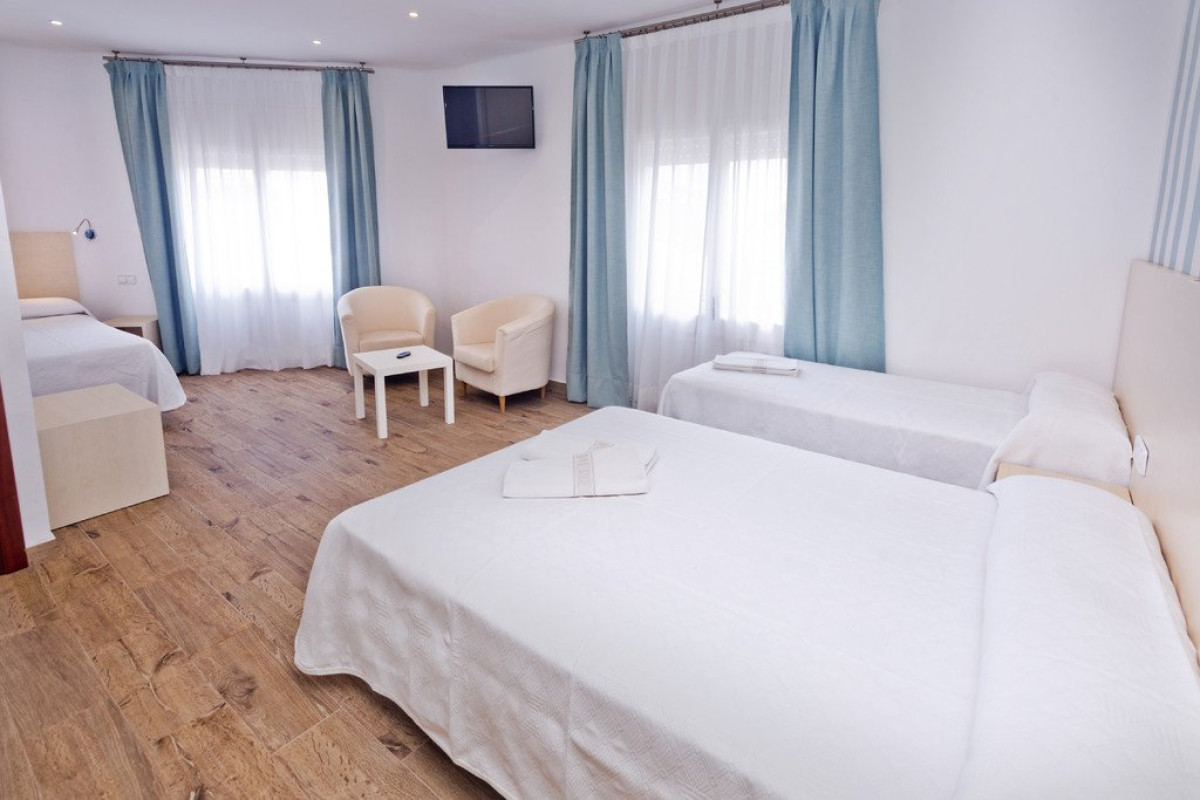 MERCE HOTEL (Pineda de Mar)