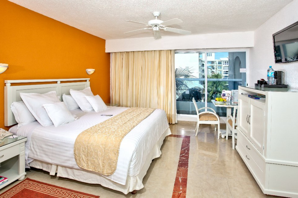 Occidental Costa Cancun