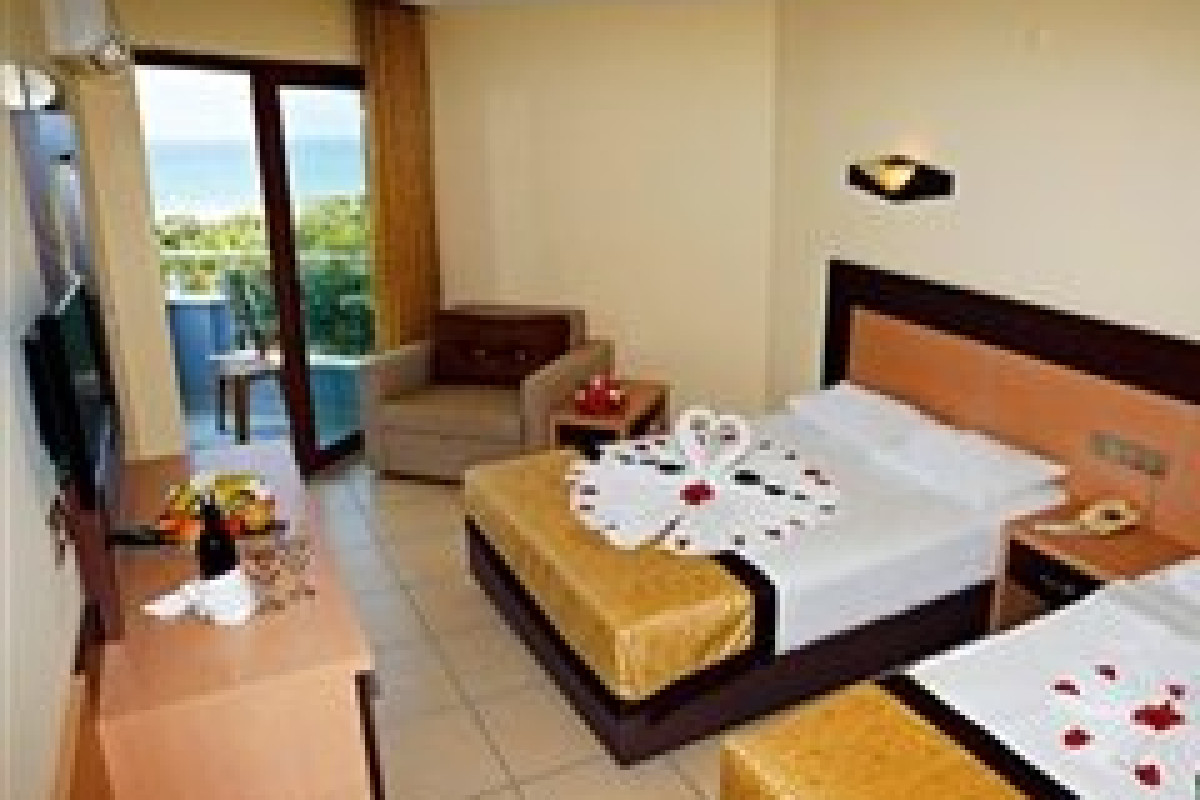 CARETTA BEACH HOTEL