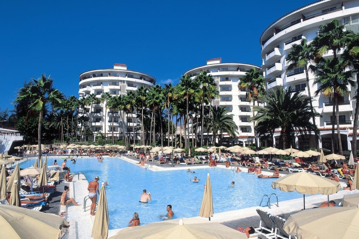 Servatur Waikiki