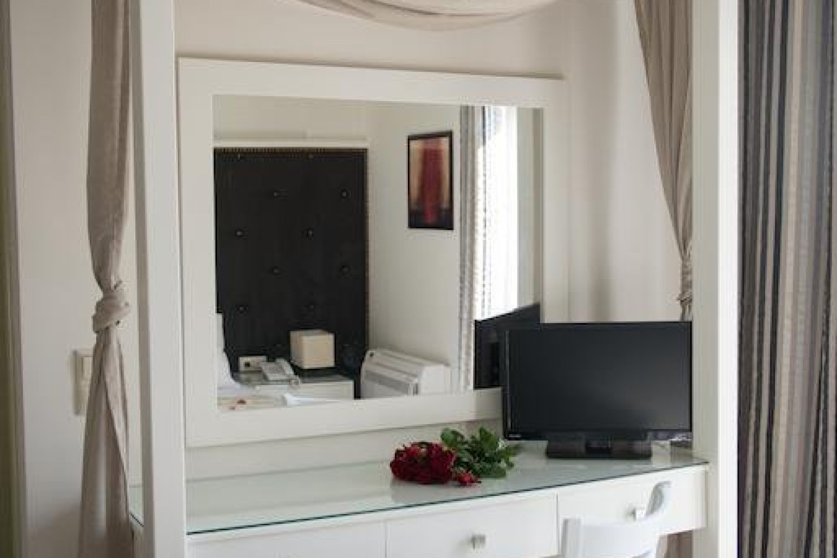 Mantinia Bay Hotel (Mirki Mantinia)