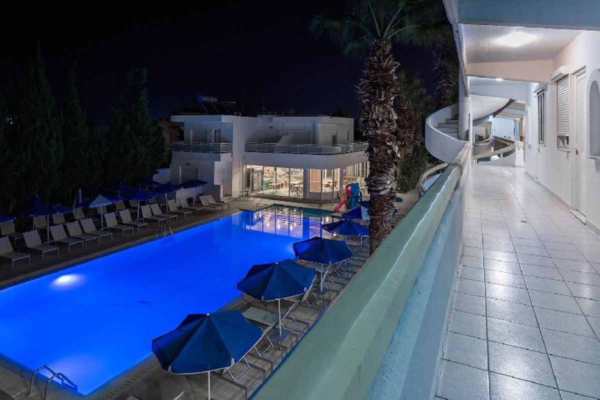 Paleos Apartments