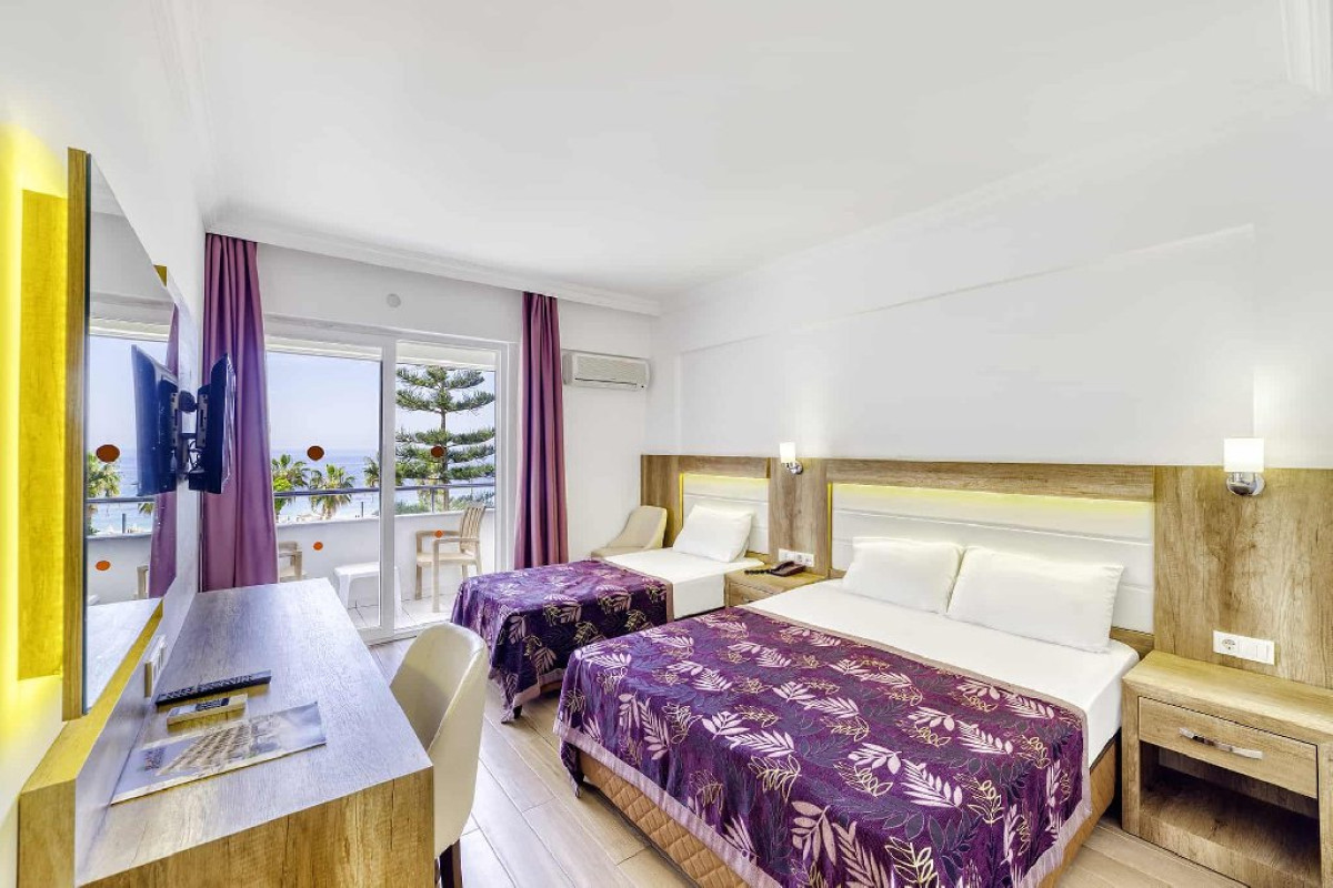 KLEOPATRA MELISSA HOTEL
