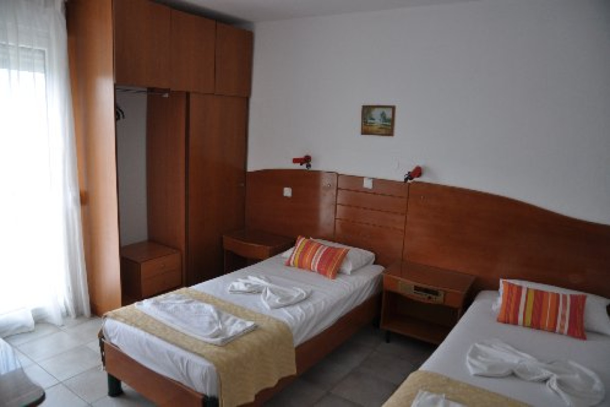 Thassos Hotel (Pefkari)