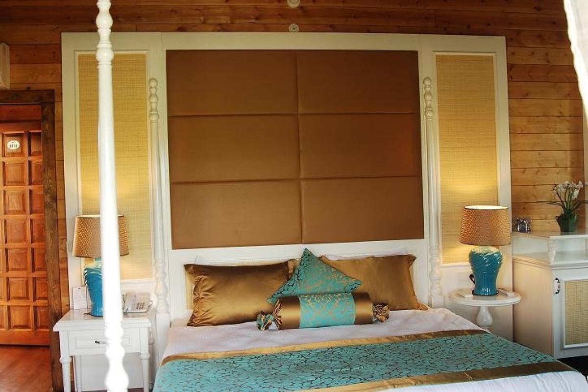 LONG BEACH RESORT HOTEL