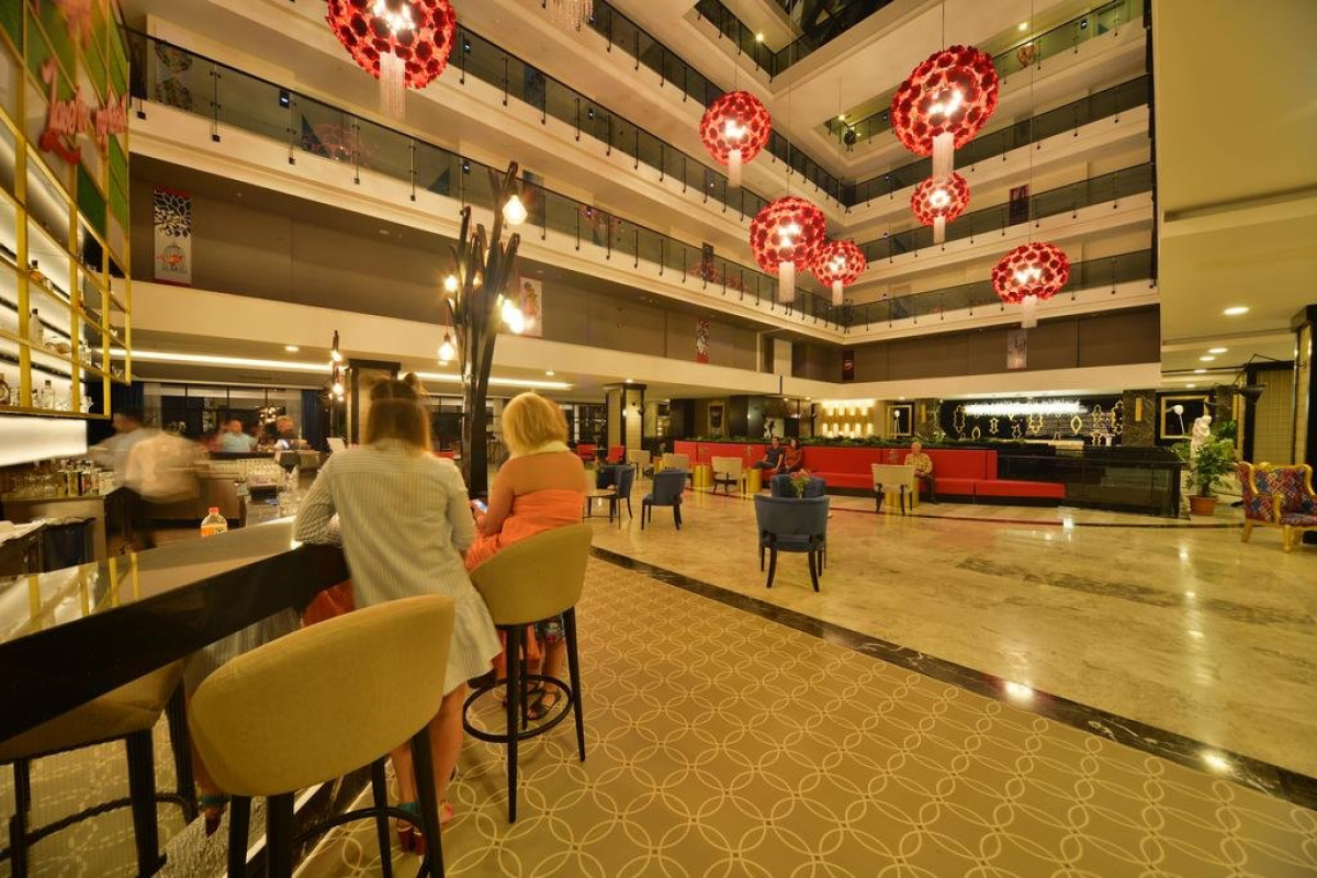 SEADEN VALENTINE RESORT SPA +16