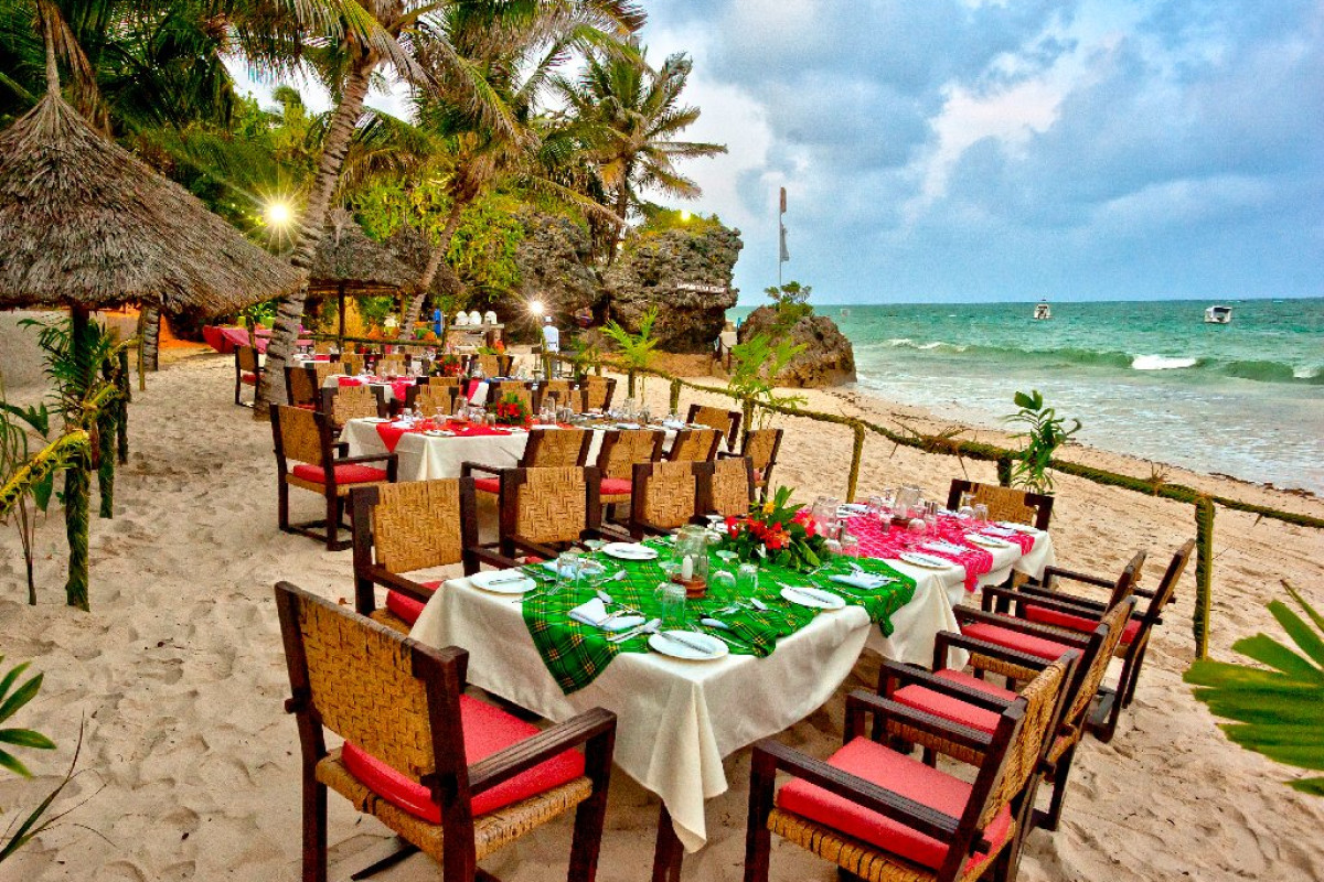 Leopard Beach Resort and Spa