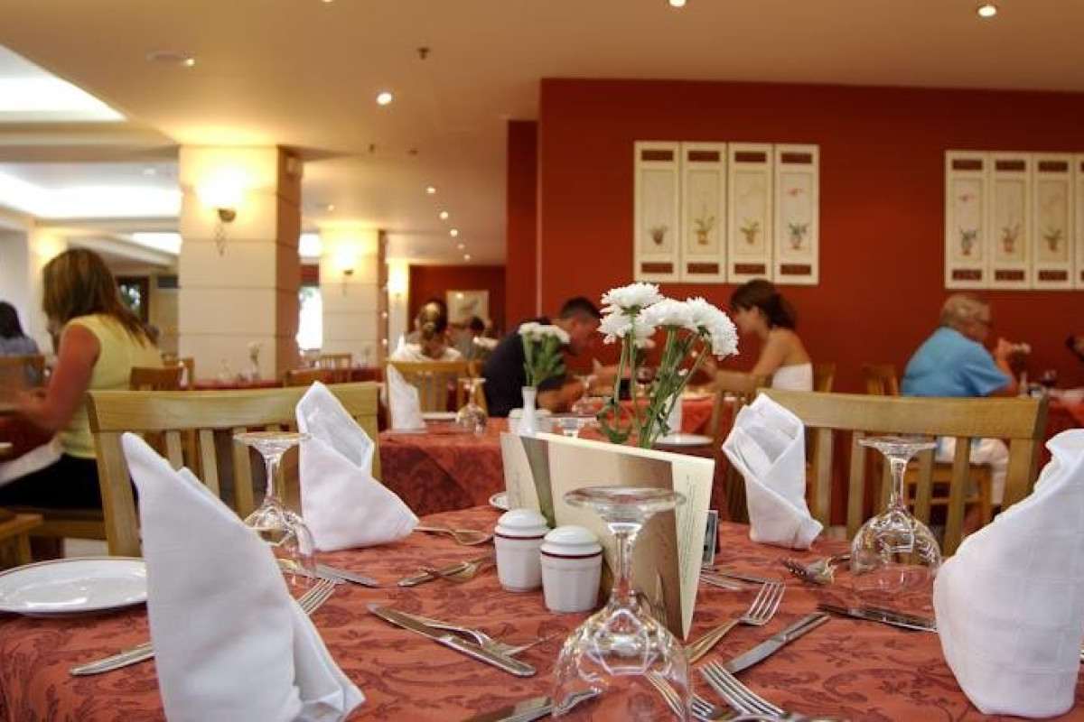 ATRIUM HOTEL (C)