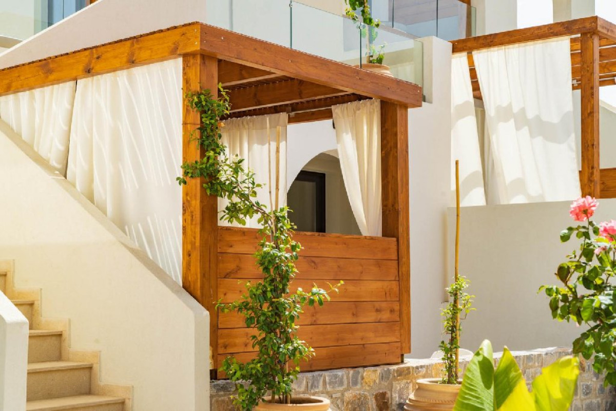 VAYA SUITES OMILOS HOTELS