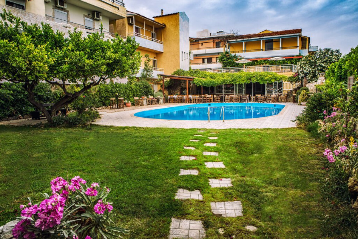 ROXANI HOTEL (C)