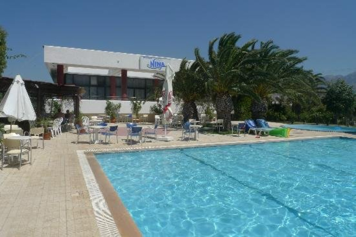 Nina Beach
